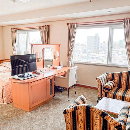 Hachinohe Plaza Hotel Bagian luar foto