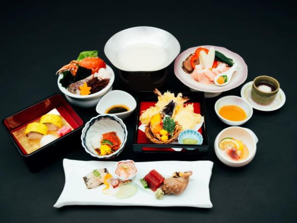 Hachinohe Plaza Hotel Bagian luar foto